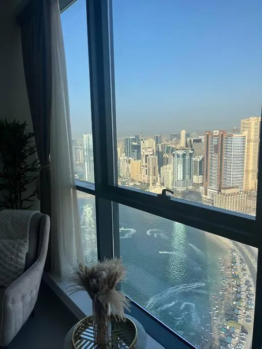Appartamento La Plage Tower Sharjah